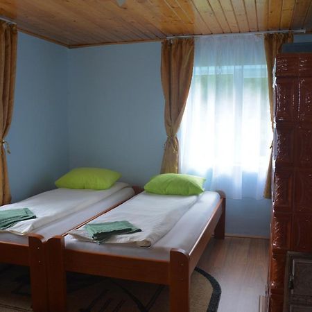 Casa Verde Hotell Rîu de Mori Exteriör bild