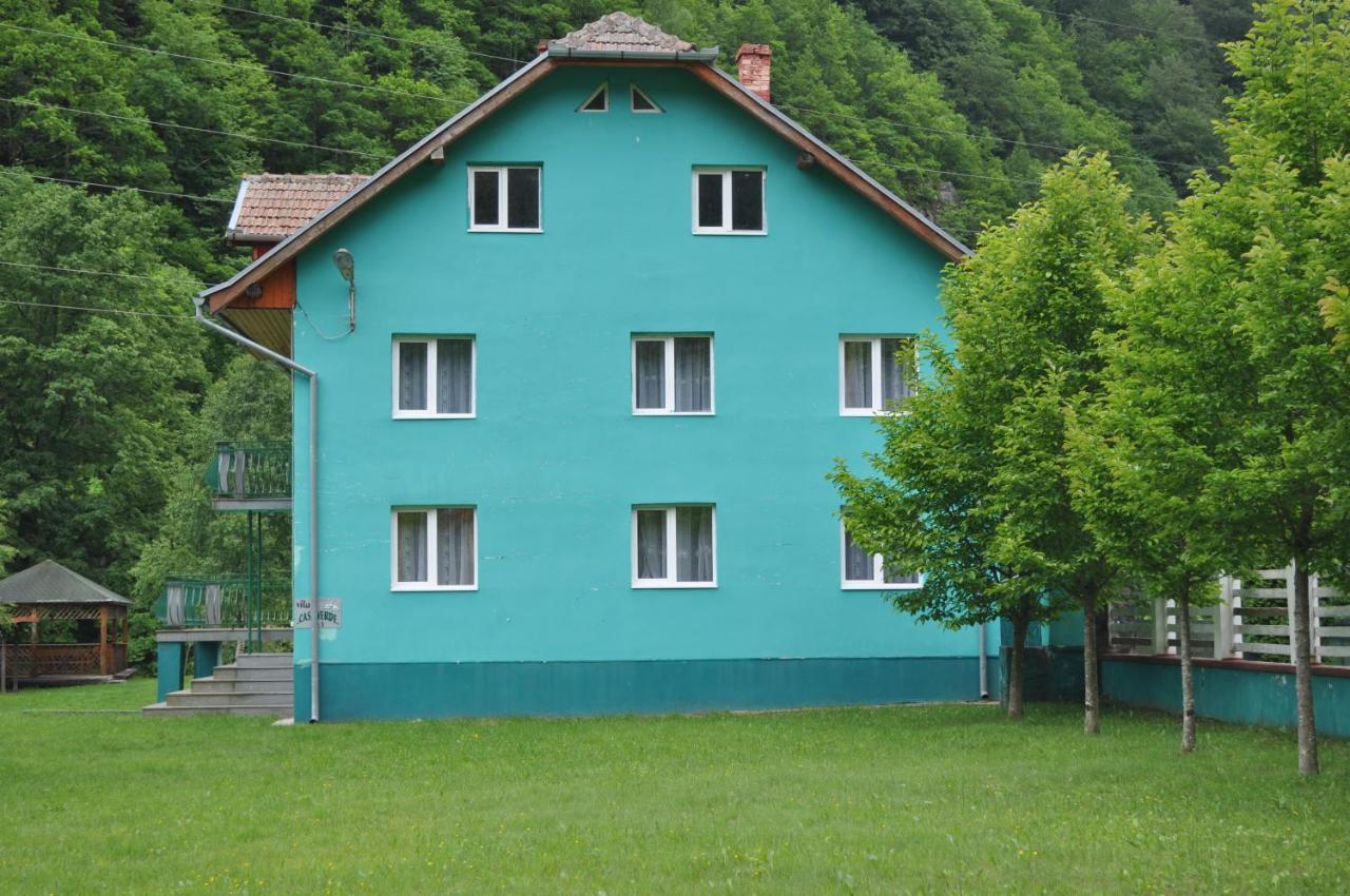 Casa Verde Hotell Rîu de Mori Exteriör bild