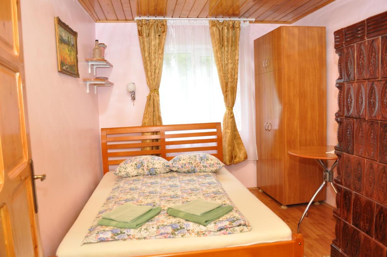 Casa Verde Hotell Rîu de Mori Exteriör bild